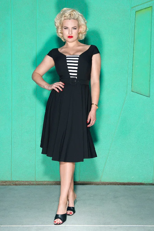 Gwen Swing Dress Black